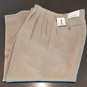 Greg Peters Golf Kevin Beige Cuffed Pants
